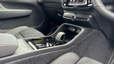 Volvo XC40 2.0 B3P Plus Dark 5dr Auto Petrol Estate